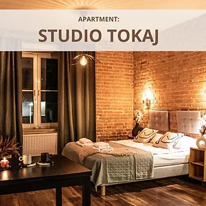 https://wine-apartments-krakow.krakowhotelspoland.com